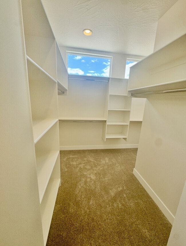 Building Photo - 4208 S Crimson Cir