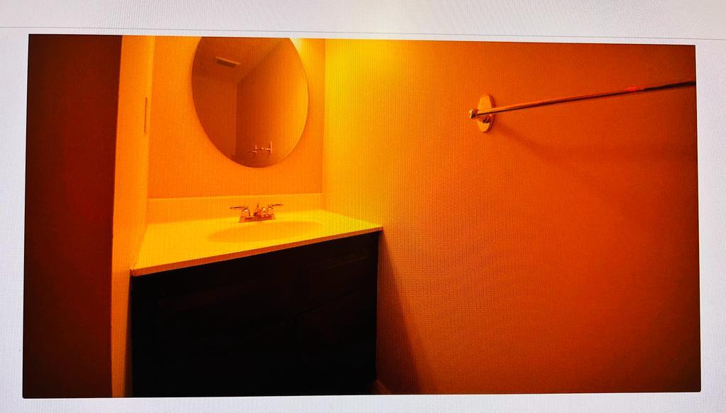 Building Photo - 8051 Hetz Dr