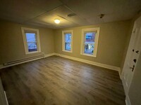 Building Photo - One Bedroom ** Newton Highlands Village ~ ...