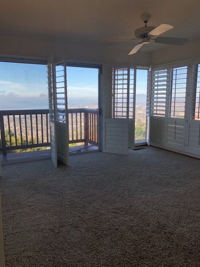 Building Photo - Lovely 3/2 home in the hills of El Cerrito with breathtaking views of the bay!