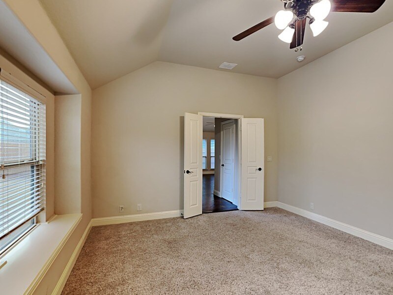 Building Photo - 1517 Yellowthroat Dr