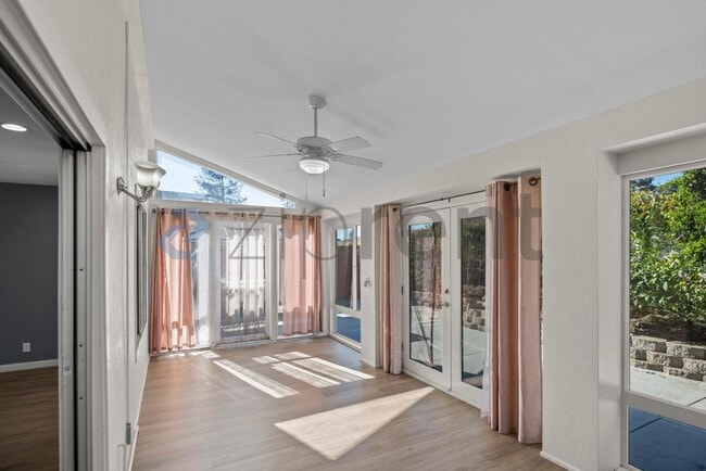 Building Photo - 37789 Essanay Pl