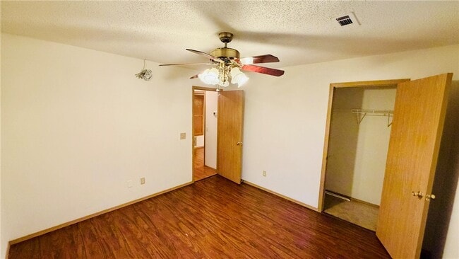 Building Photo - 42 Burnett Cir