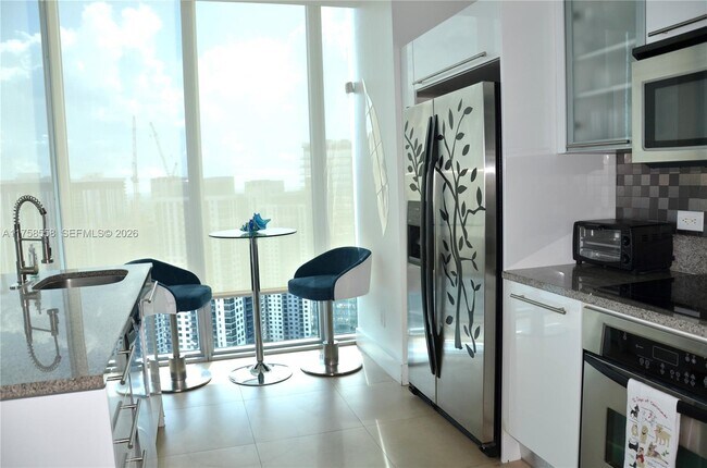 Building Photo - 888 Biscayne Blvd