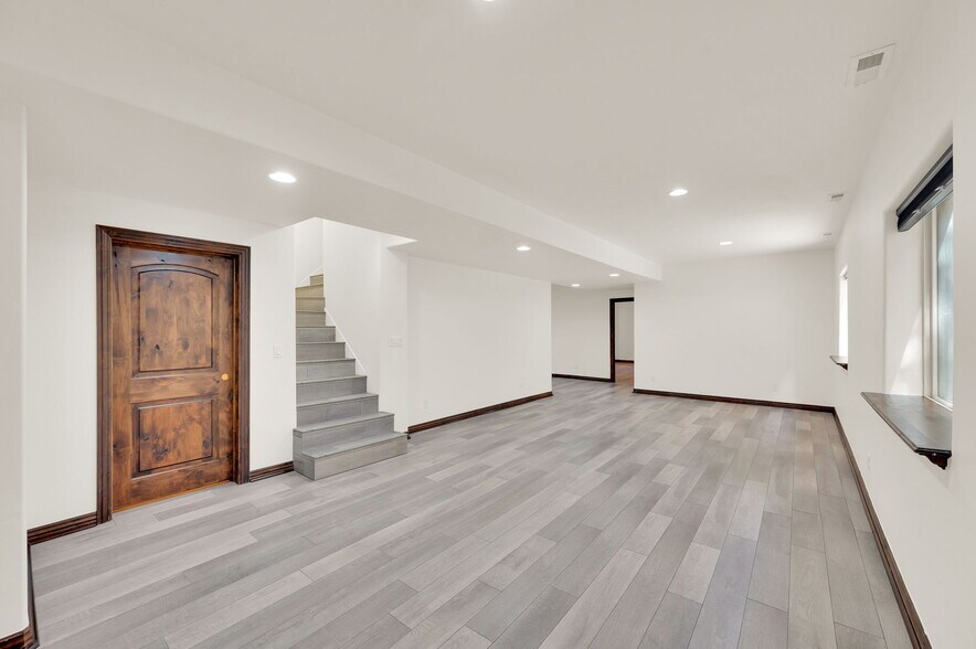 Building Photo - 7187 S Villandrie Ln