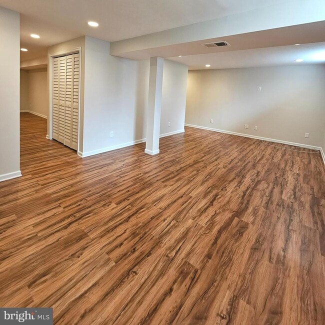 Building Photo - 401 Kojun Ct