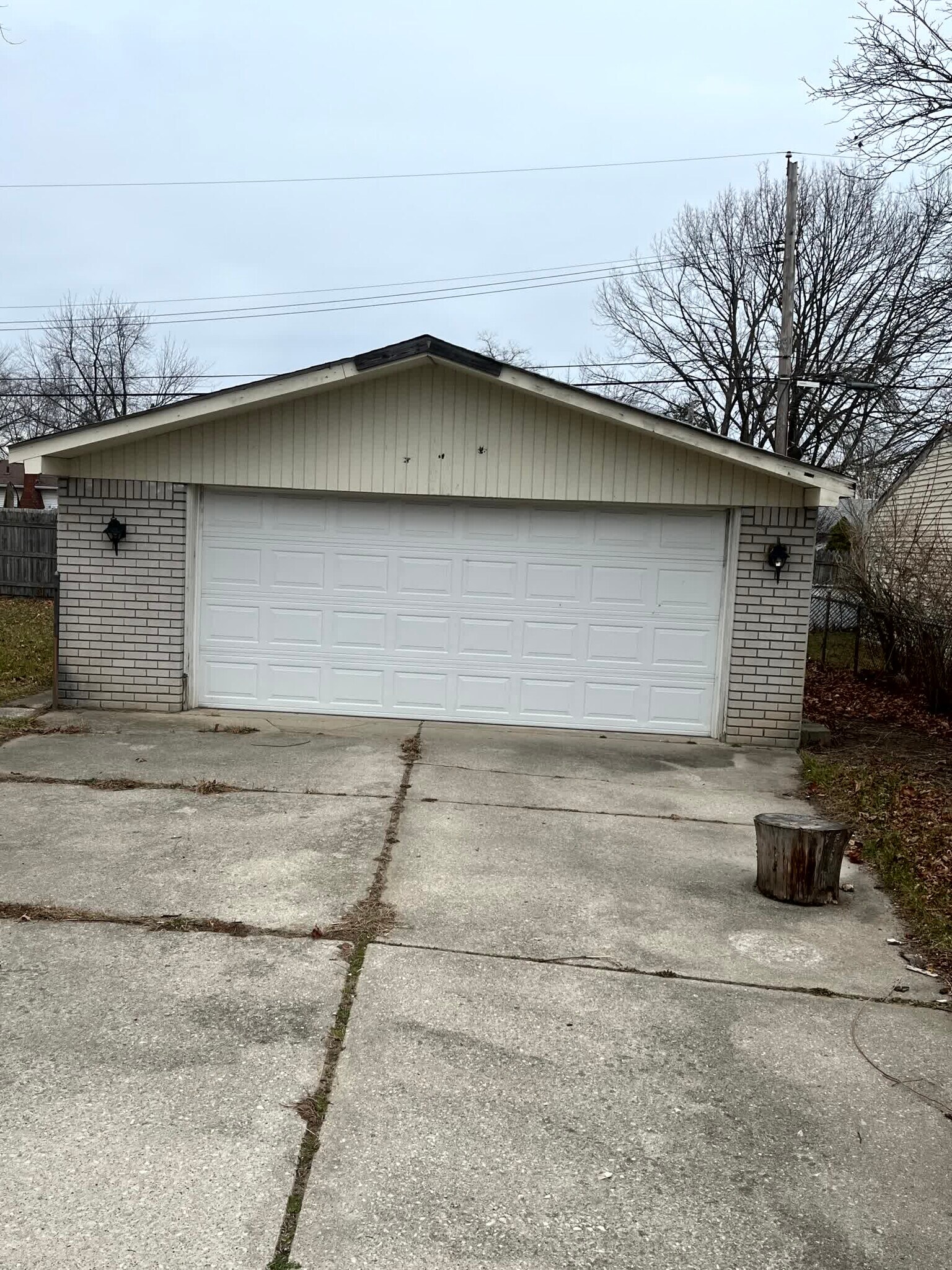 Building Photo - 30246 Spain Ct