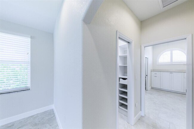 Building Photo - 566 Port Bendres Dr