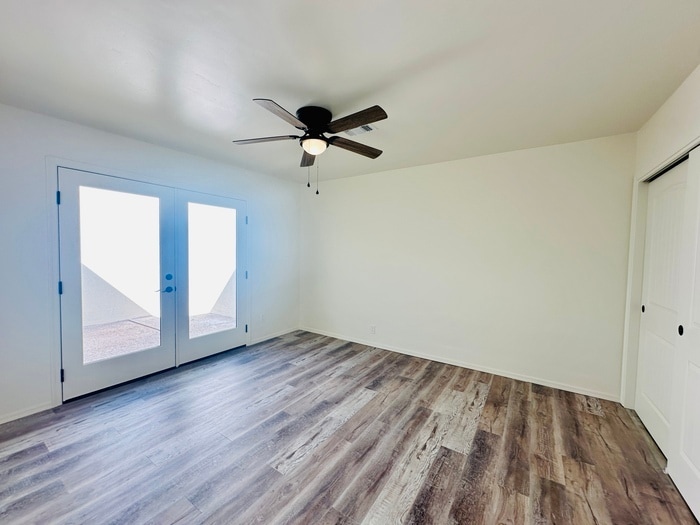 Building Photo - 1337 W Pennington St