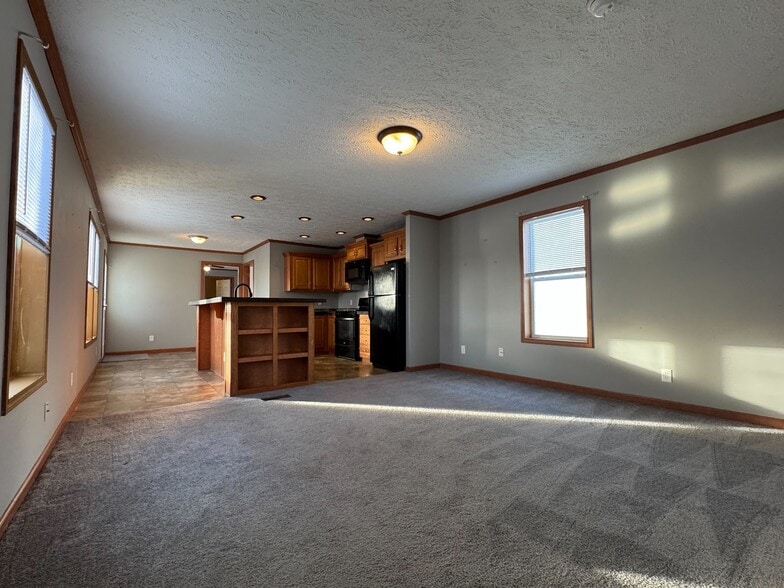 Building Photo - 2021 Lark Ln NW