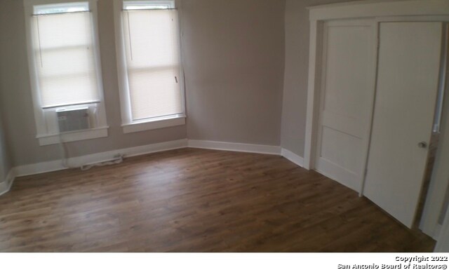 Building Photo - 1138 W Ashby Pl