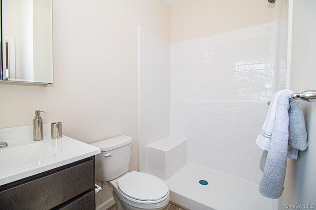 Building Photo - 201 Ashley Ct