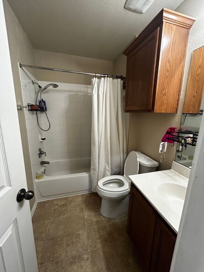 Building Photo - Charming 3 beds 2 baths in Pflugerville!