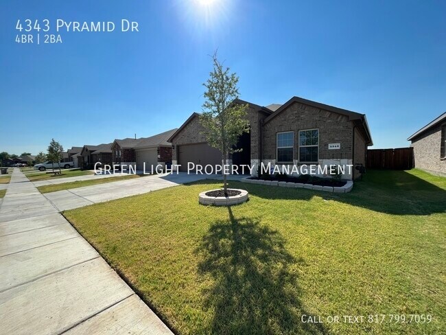Building Photo - 4343 Pyramid Dr