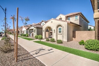 Building Photo - Cooley Station Stunning 3 bedroom!