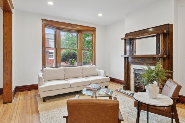 Building Photo - 1005-1017 W. 14th Ave.