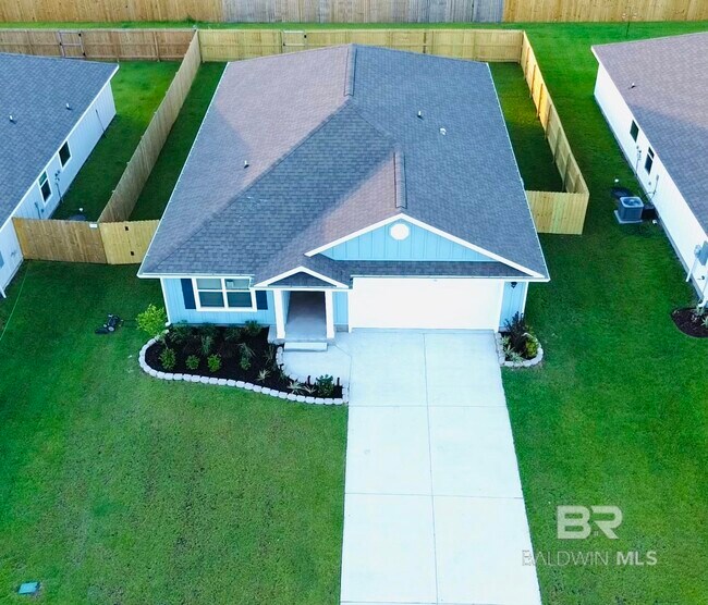 Building Photo - 394 Preston Wy