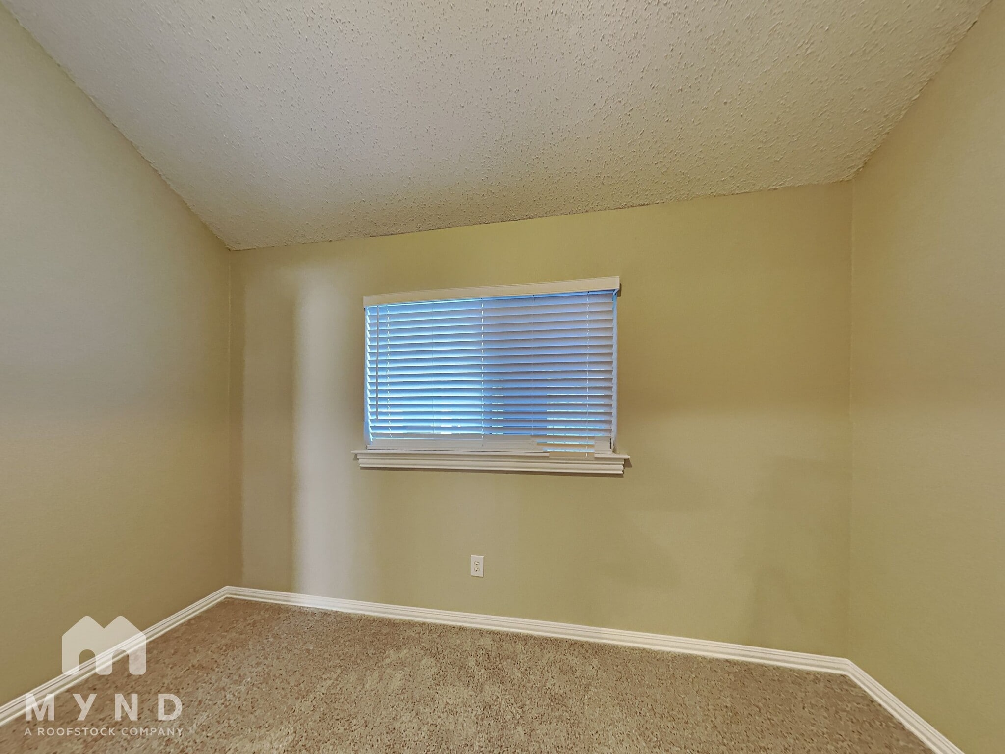 Building Photo - 6801 Amberdale Dr