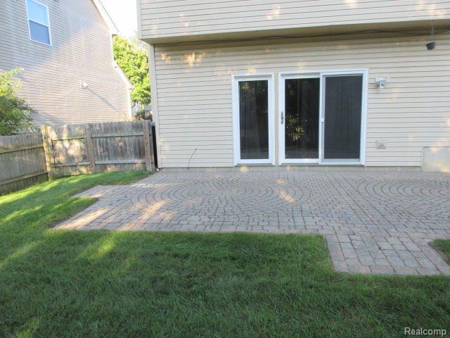 Building Photo - 3061 Talon Cir