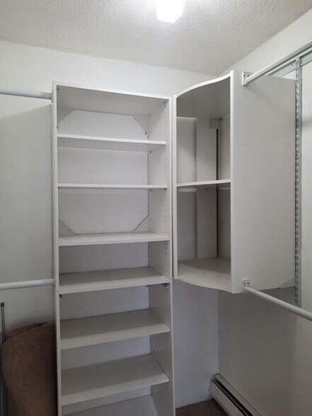 Building Photo - 7 Autumn Leaf Dr