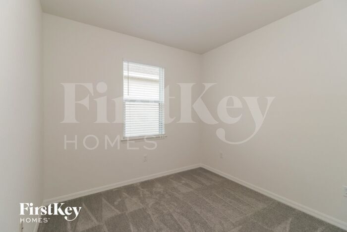 Building Photo - 584 Crown Rose Dr
