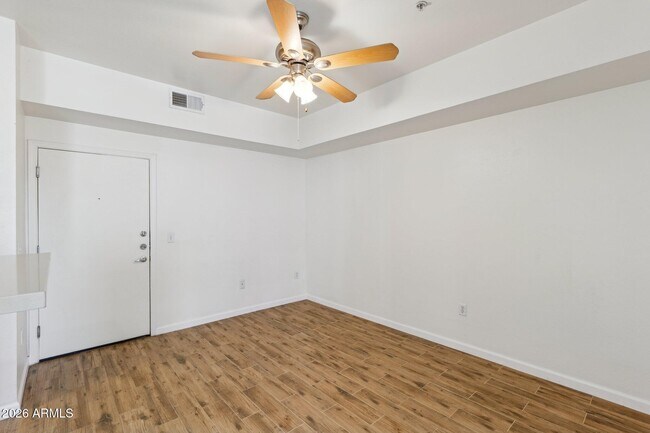 Building Photo - 1701 E Colter St