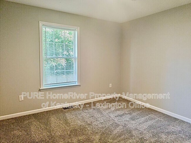 Building Photo - 1053 Merrick Dr