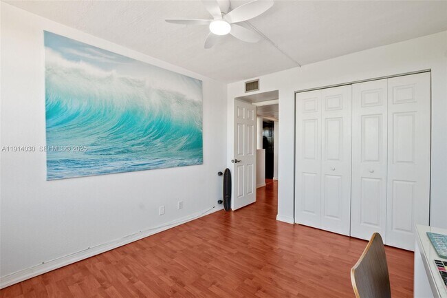 Building Photo - 2771 Taft St