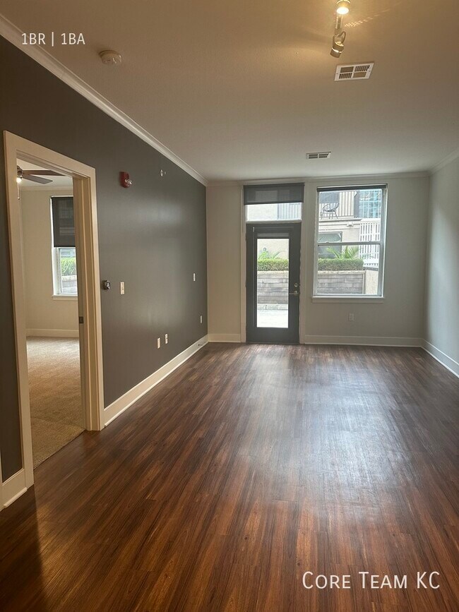 Building Photo - 1300 Baltimore Ave