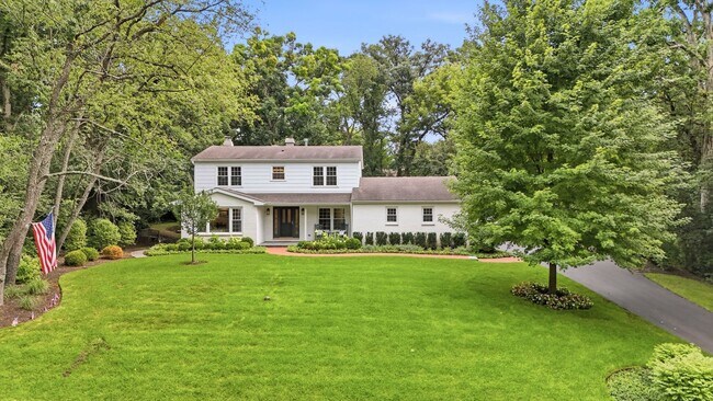 Building Photo - 6807 Rhode Island Trail