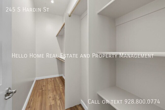 Building Photo - 245 S Hardin St