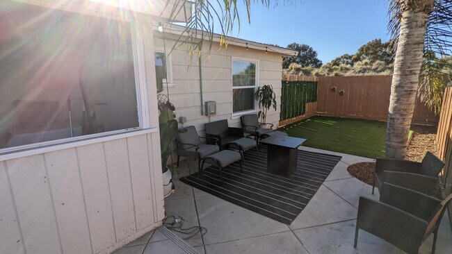 Building Photo - 4875-4887 Naples St - 4883 (Purple-4)