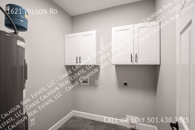 Building Photo - 1621 Wilson Rd