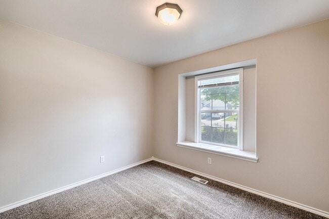 Building Photo - Remodeled Boise home with 4 bedrooms