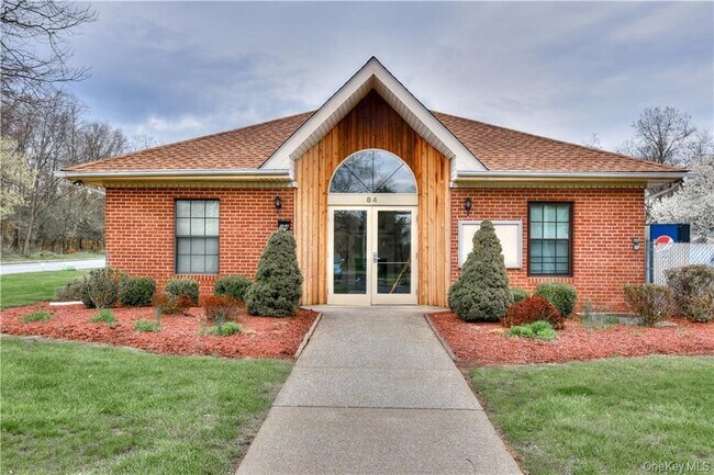 Building Photo - 106 Cartwheel Ct