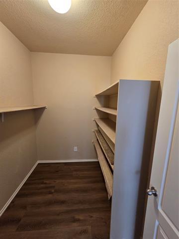 Building Photo - 7720 Labrador Dr