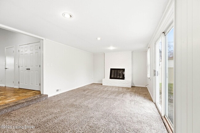 Building Photo - 2403 Silverbrook Ave