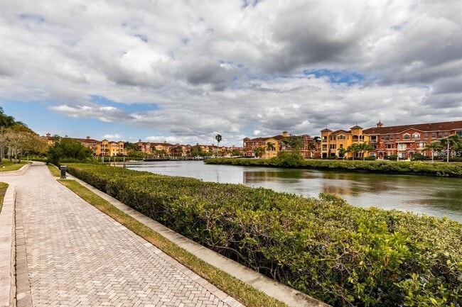 Building Photo - 2730 Via Tivoli