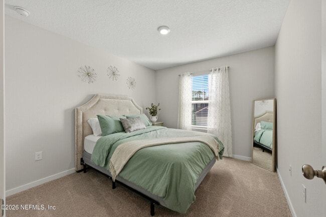 Building Photo - 14742 Cashew Ave