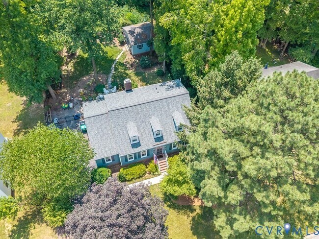 Building Photo - 9611 Woodstream Dr