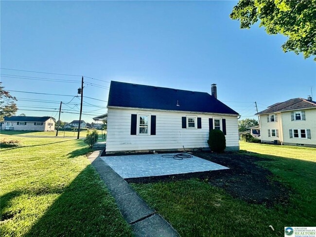 Building Photo - 23 Schoeneck Ave