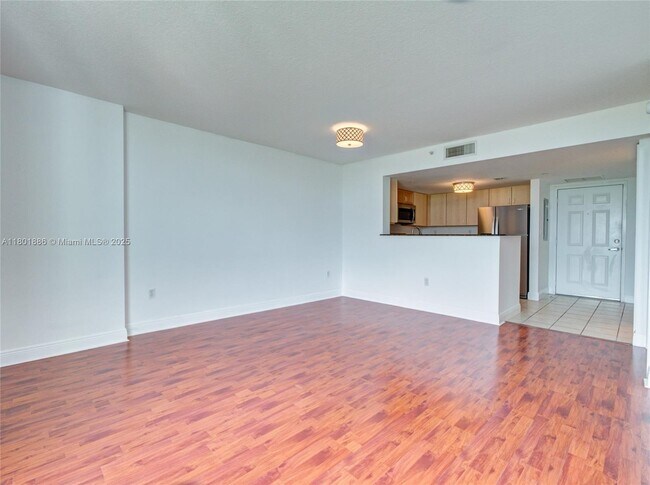 Building Photo - 3000 Coral Wy