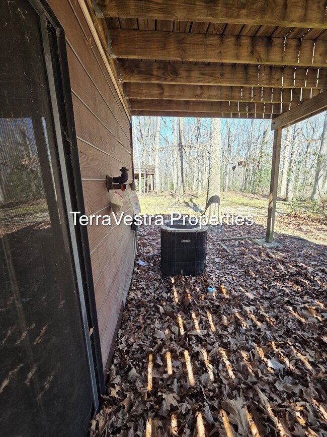 Building Photo - 3 Bed 2.5 Bath in Sicklerville! Eligible for $500 Security Deposit.