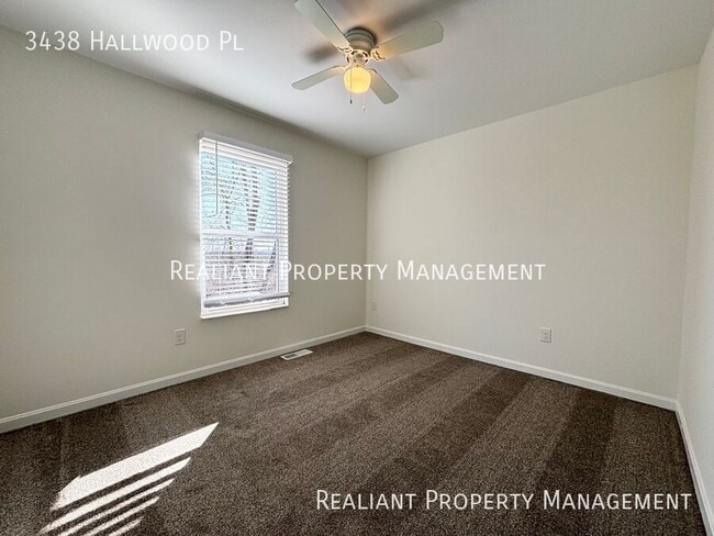 Building Photo - 3438 Hallwood Pl