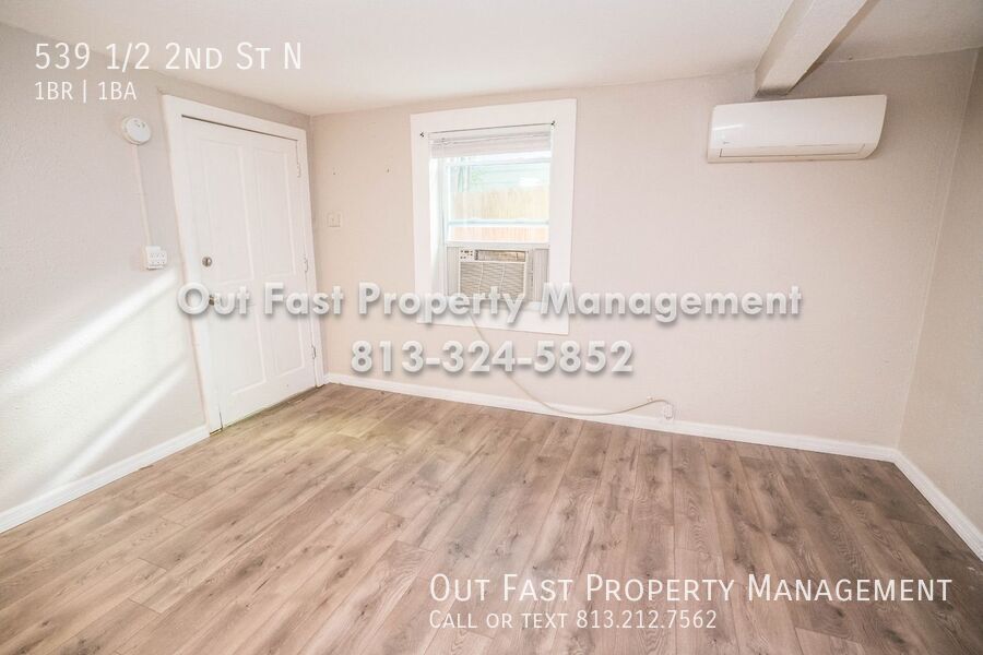 Building Photo - 539 1/2 2nd St N