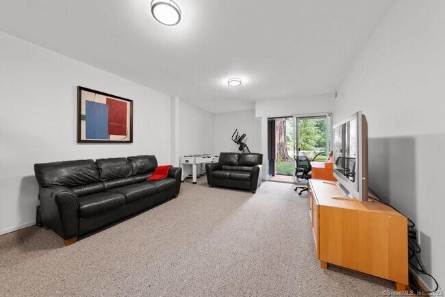 Building Photo - 364 Hollow Tree Ridge Rd