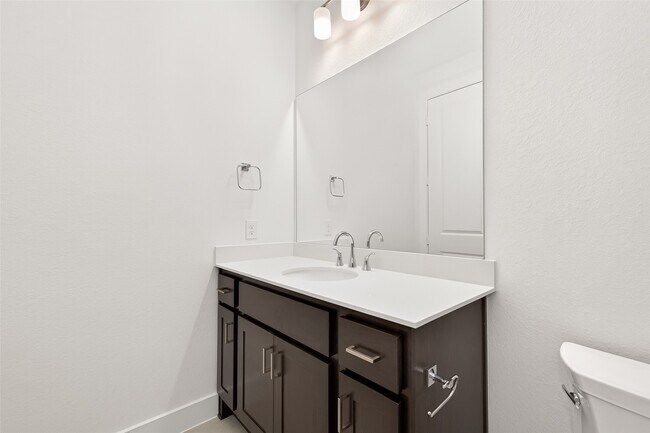 Building Photo - 4916 Northern Wds Dr