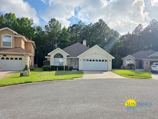 Building Photo - Renovated 3-Bedroom Home on Quiet Cul-de-S...