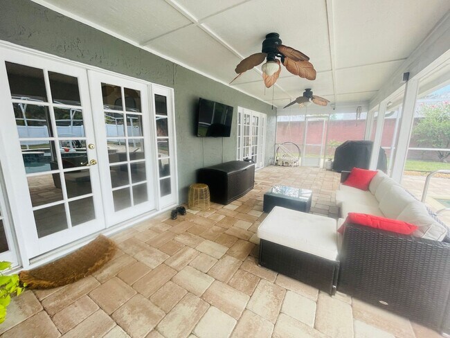 Building Photo - Pool Home BRYN MAWR-5328 Rockbourne Ct Orl...
