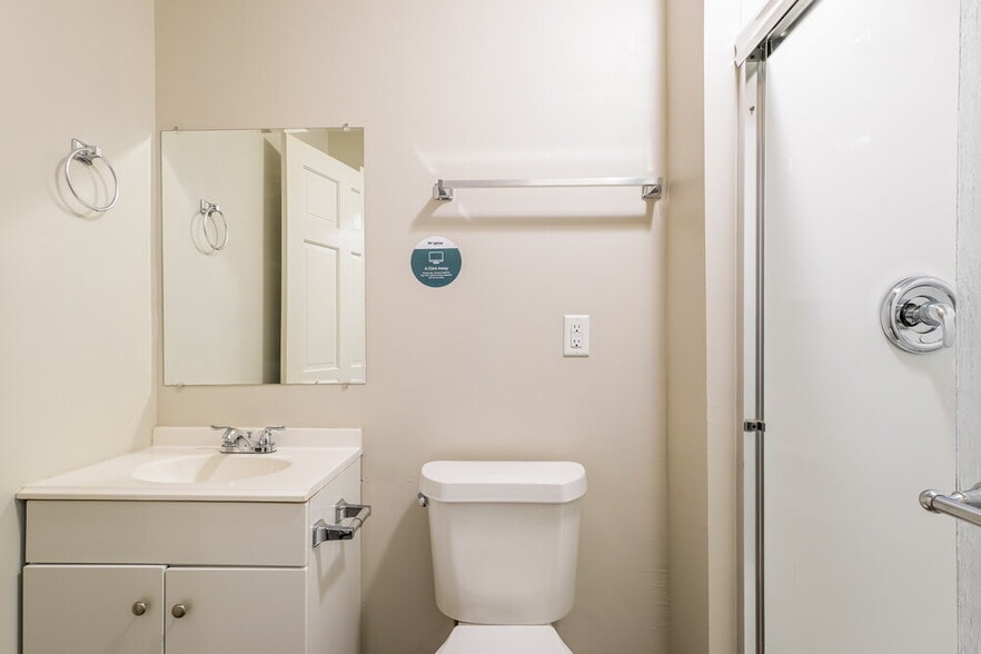 Building Photo - 11990 Roseview Ln